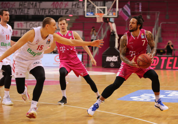 兰联赛中 兰联赛中