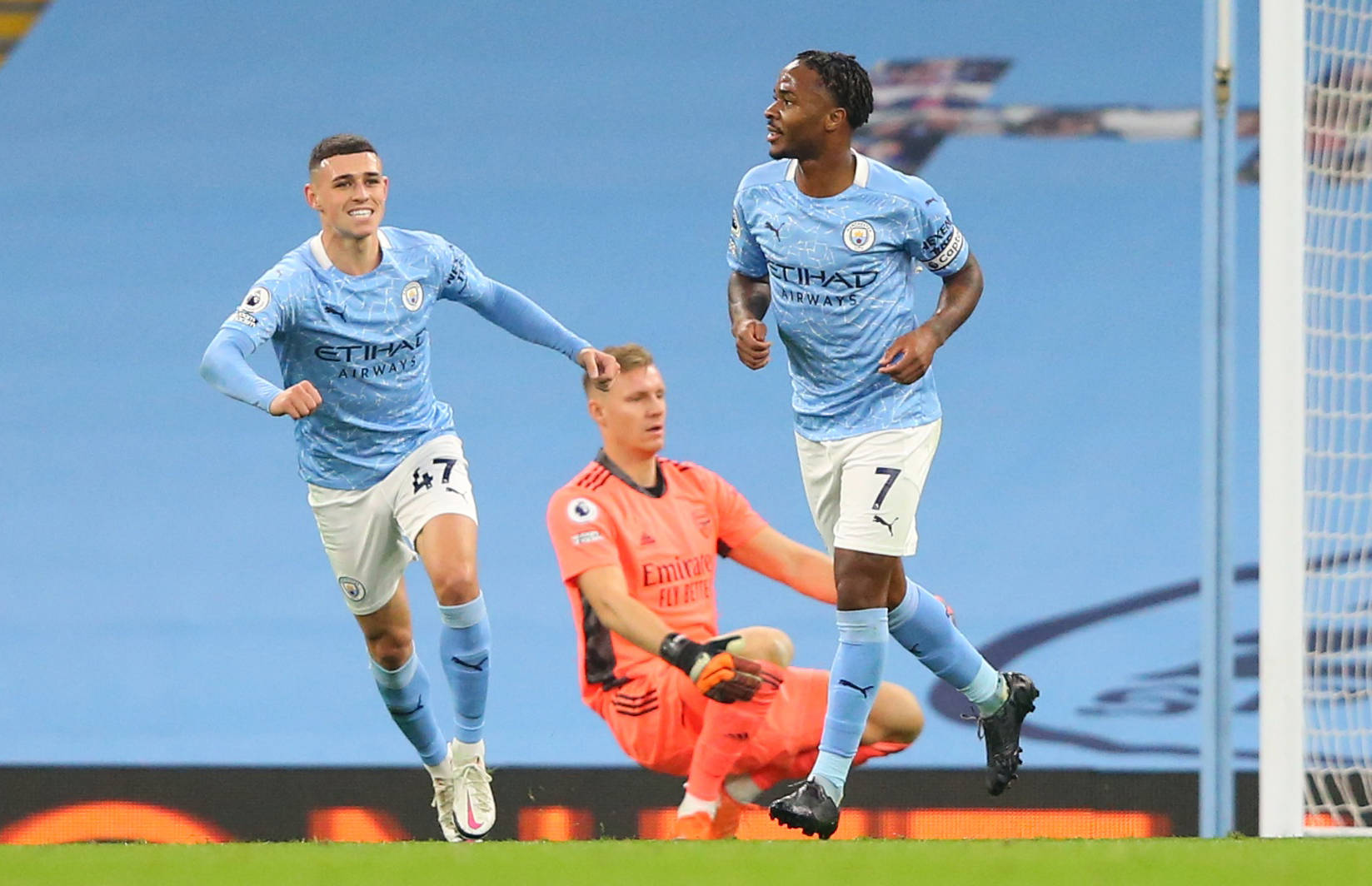 中显得至关 中显得至关