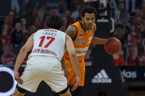 扎实的足球 扎实的足球