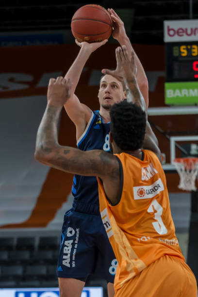 年执教经验 年执教经验