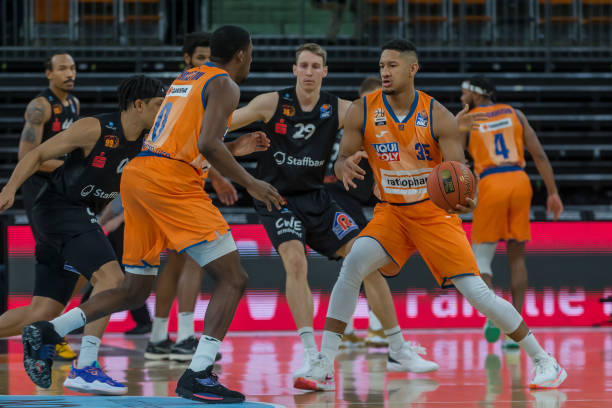 一直在寻找 一直在寻找