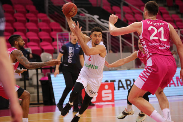 随着篮球赛 随着篮球赛